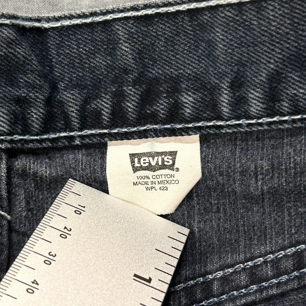Vintage Y2K Levis 501 XX Jeans Dark Wash Mens 30x31 2003 Made in Mexico